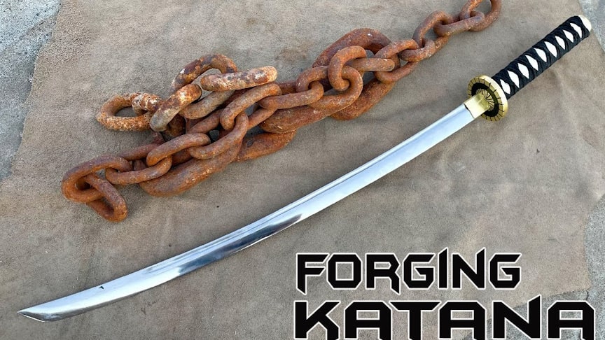Kování katany ze zrezivělého železného řetězu